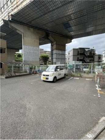 29/30 駐車場