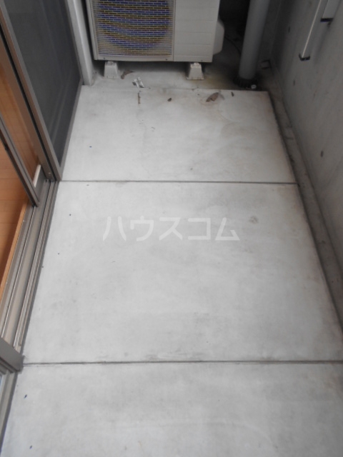 13/28 バルコニー