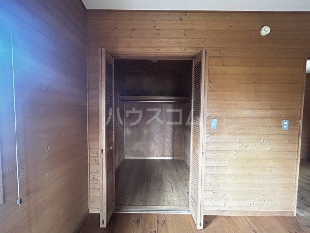 13/30 収納
