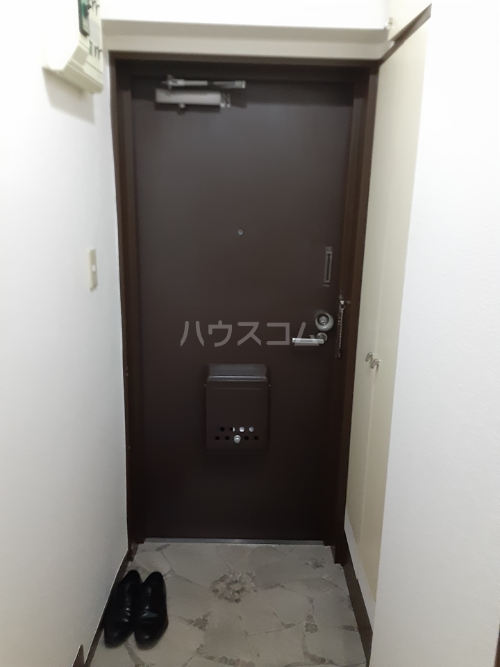 5/28 玄関