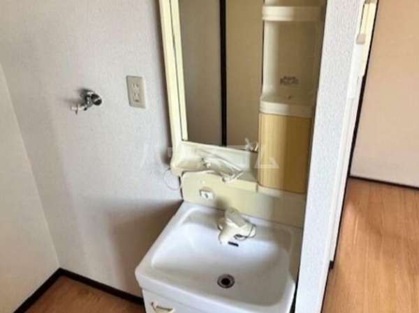 13/30 洗面