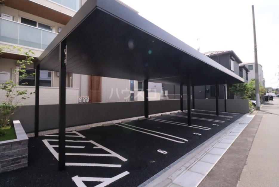 15/25 駐車場