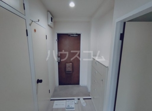 17/30 玄関