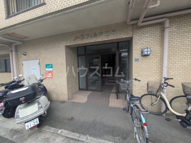 1/3 エントランス