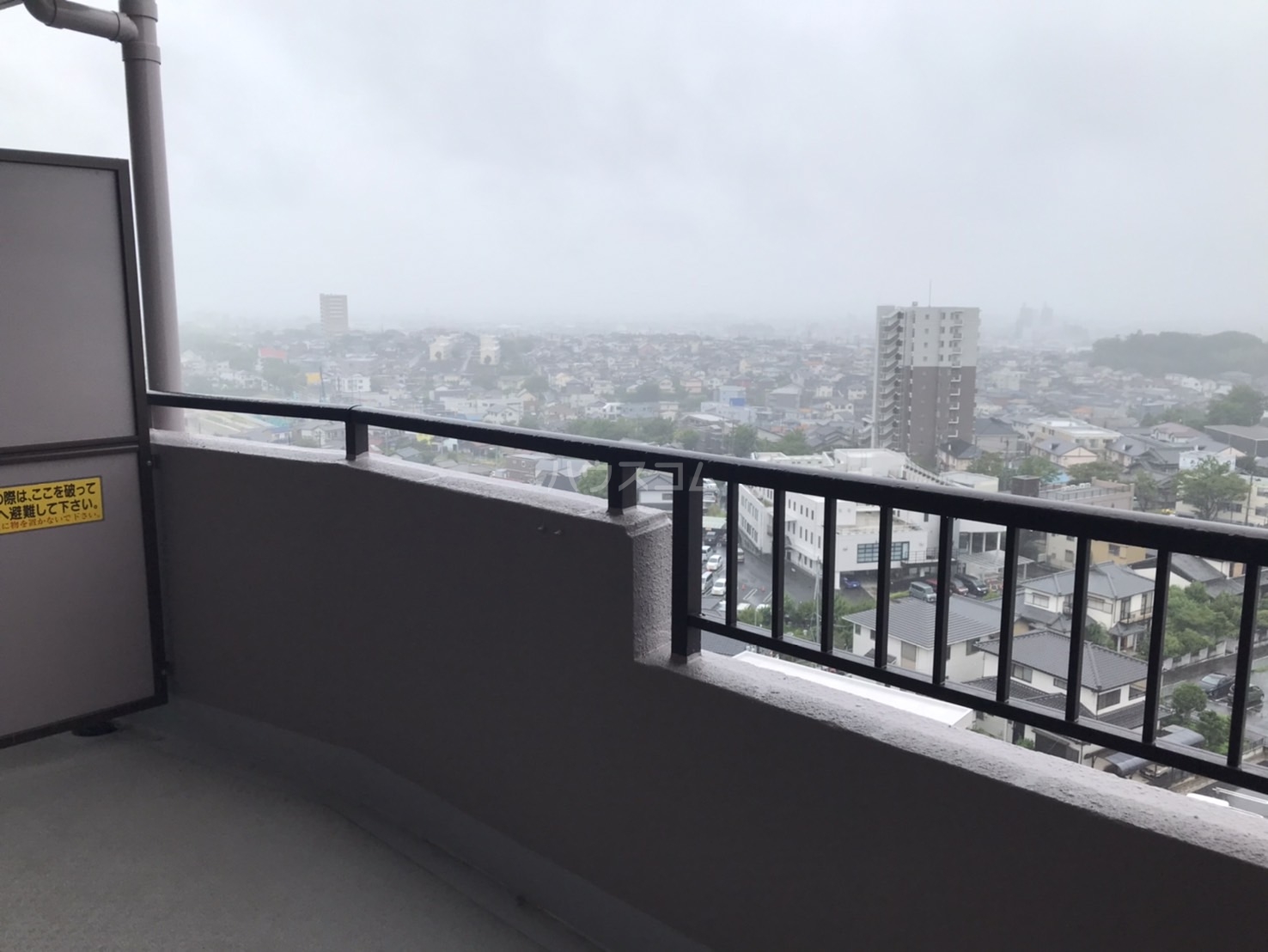 19/30 バルコニー