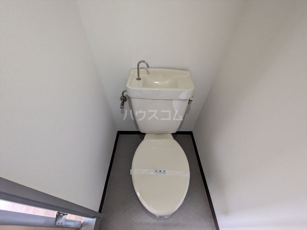 18/30 トイレ