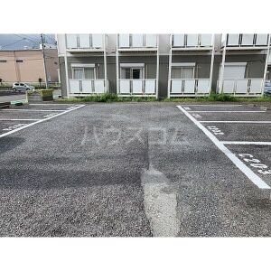 17/27 駐車場