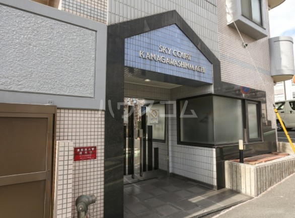 22/29 エントランス