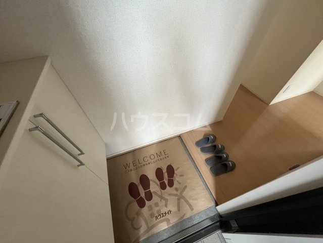 14/30 玄関
