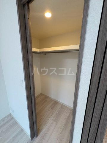 13/30 収納