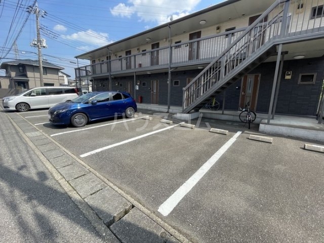 2/11 駐車場