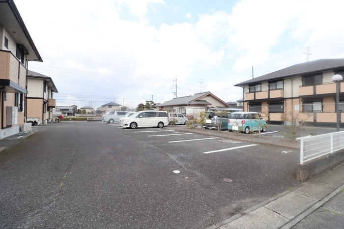 5/5 駐車場