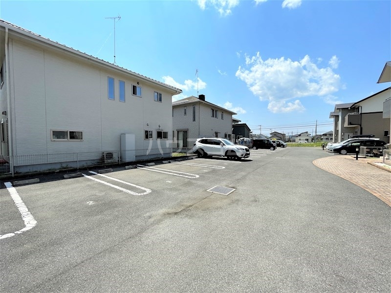 25/30 駐車場
