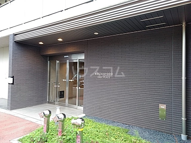 21/30 エントランス