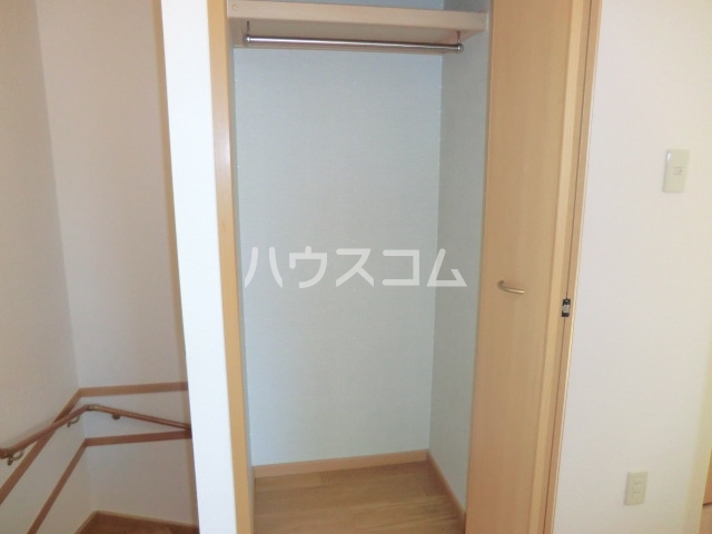 13/30 収納