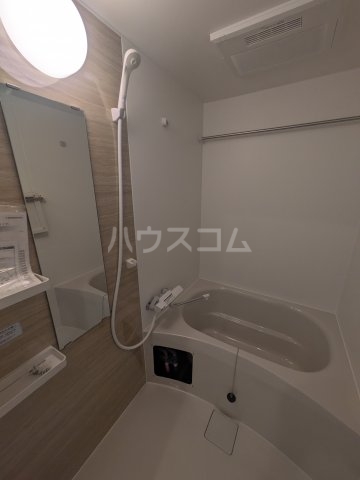14/30 浴室