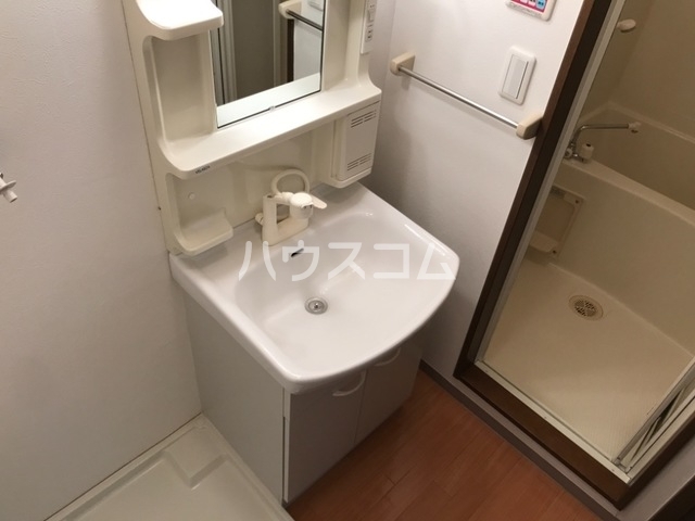 13/30 洗面
