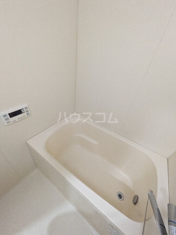 13/30 浴室