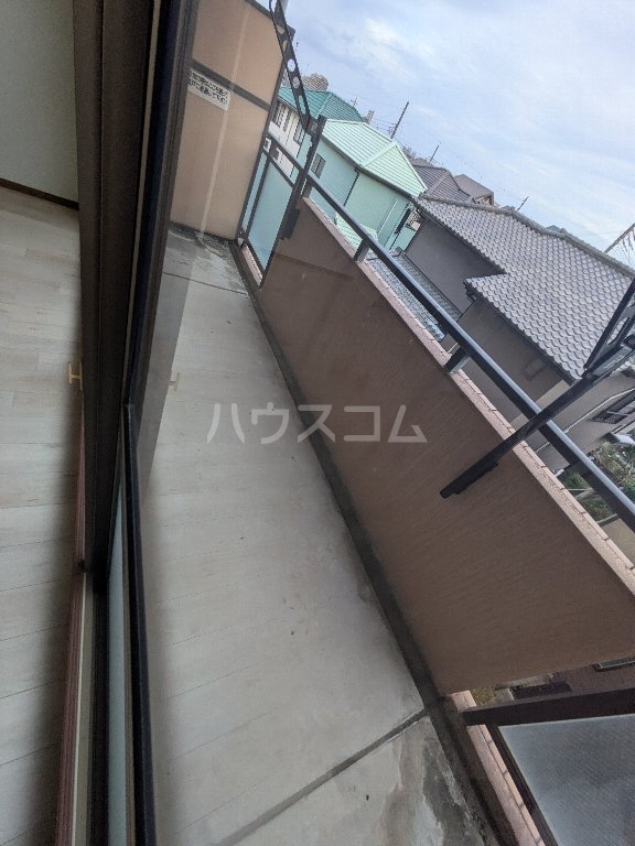 20/30 バルコニー
