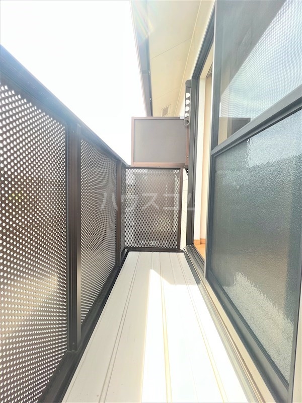 15/22 バルコニー