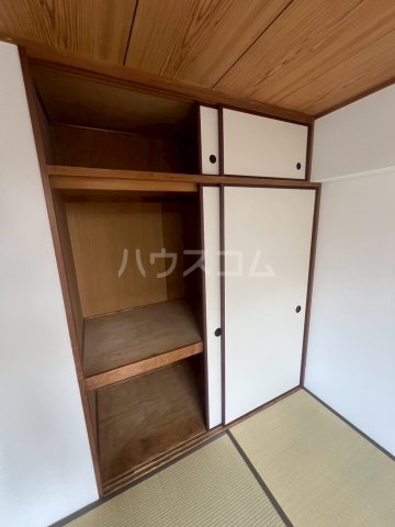 13/30 収納