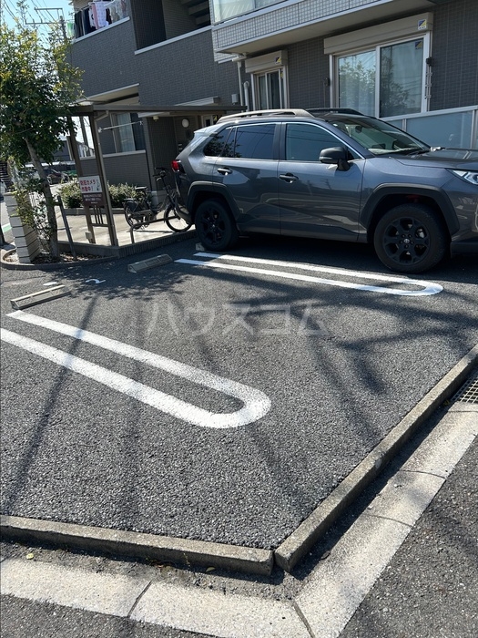 2/13 駐車場
