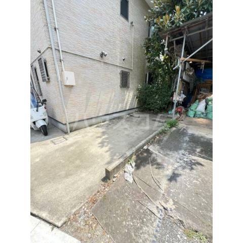 3/3 駐車場