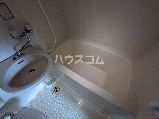 13/29 浴室