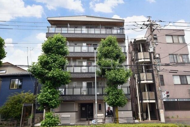 1/4 外観