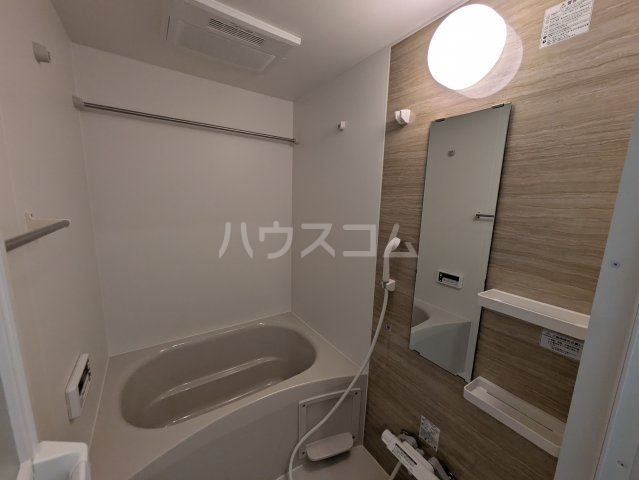 17/30 浴室