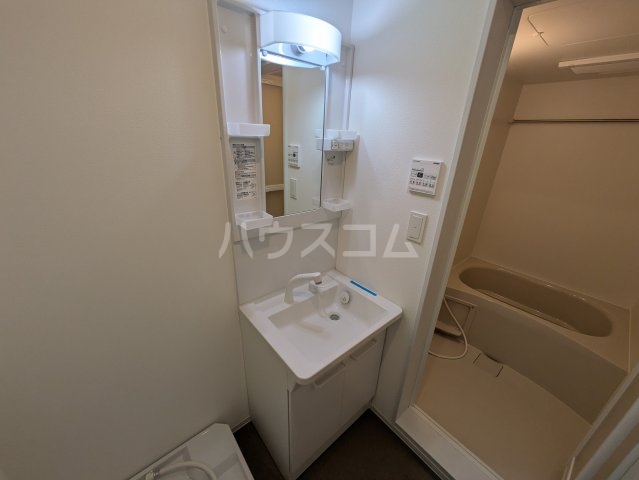 20/30 洗面