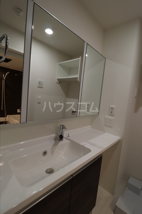 14/28 洗面