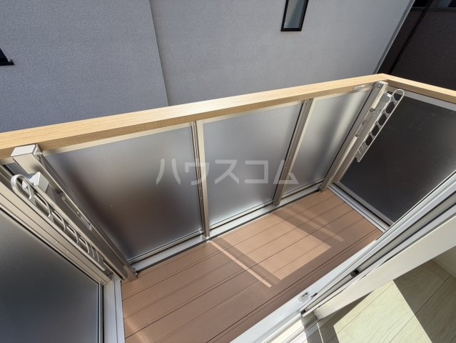 23/30 バルコニー