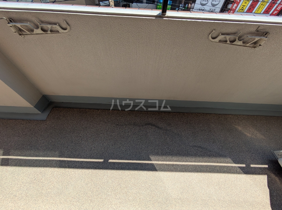 23/30 バルコニー
