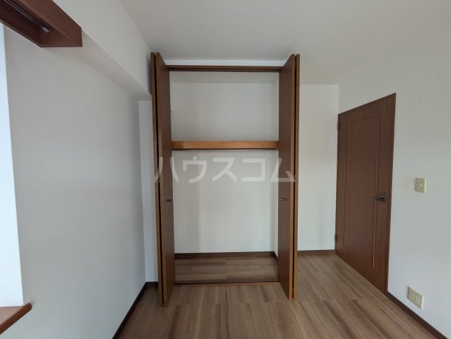 13/30 収納