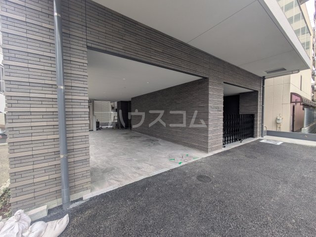 13/23 エントランス