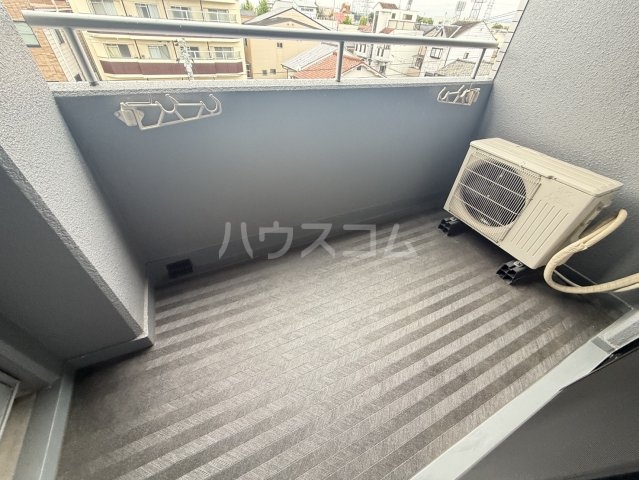 21/30 バルコニー