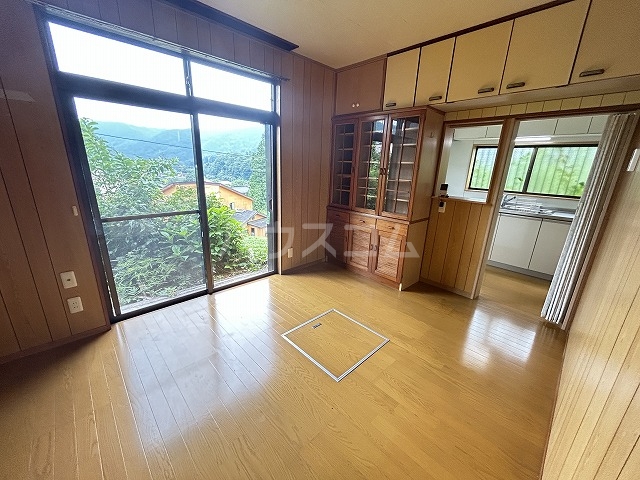 5/5 駐車場