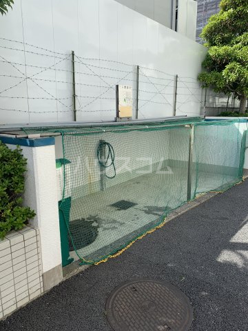 22/30 駐車場