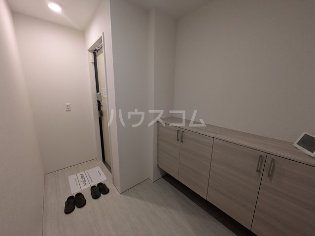 13/29 玄関