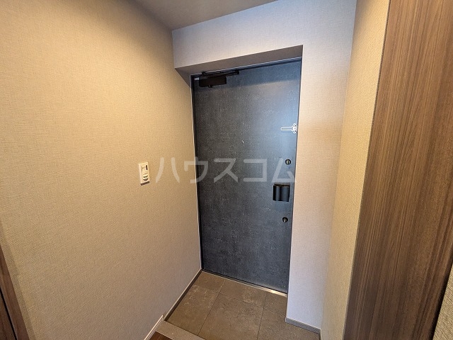 13/30 玄関