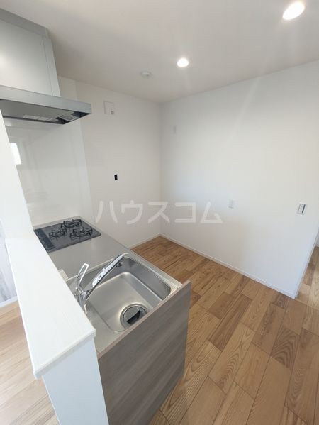 13/30 キッチン