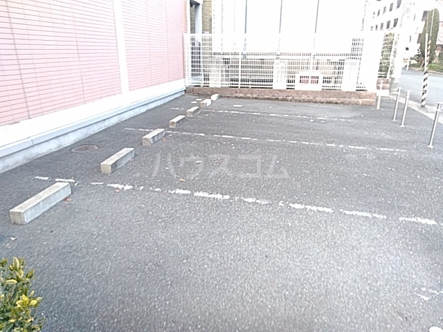 21/30 駐車場
