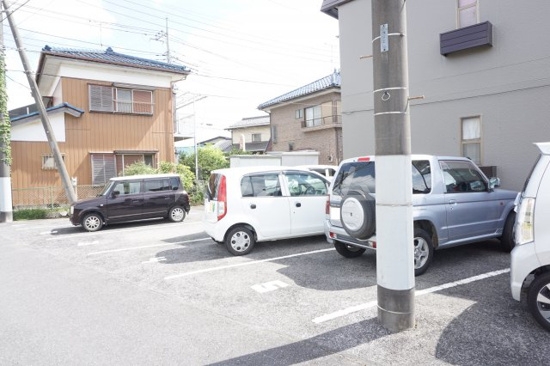 2/6 駐車場