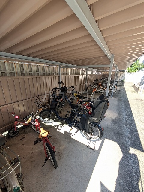 25/29 駐車場