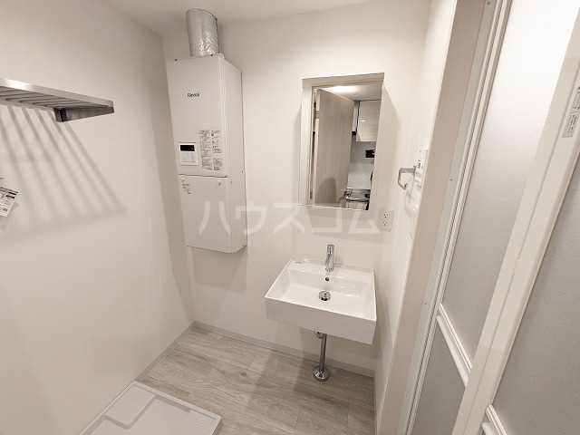 14/28 洗面