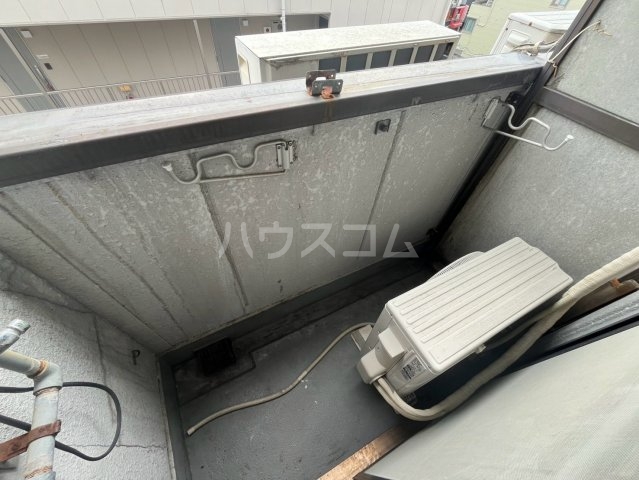 14/27 バルコニー