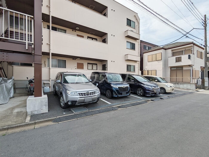 3/6 駐車場