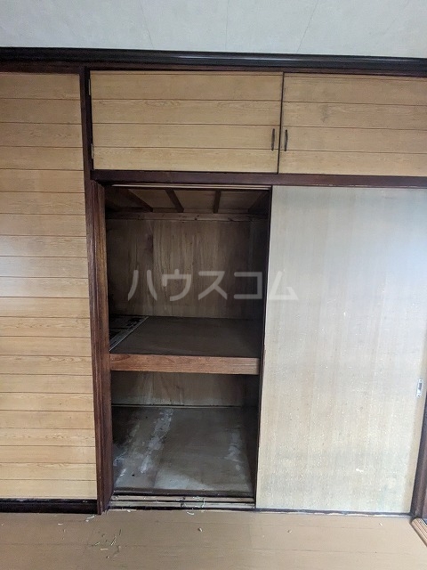 13/30 収納