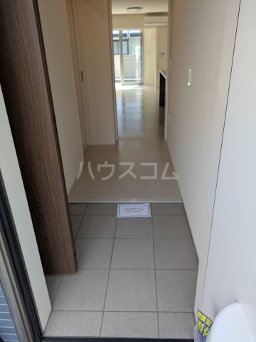 13/30 玄関